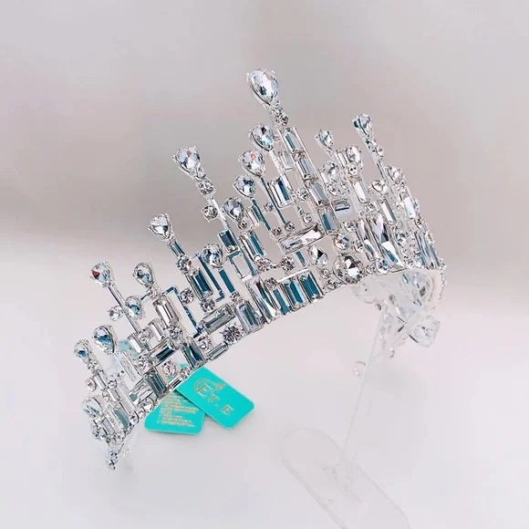 TiaraznCrownz | Accessories | Luminous Tiara | Poshmark display picture 2